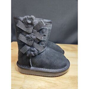 Koolaburra by UGG Victria short boot size 5 kid